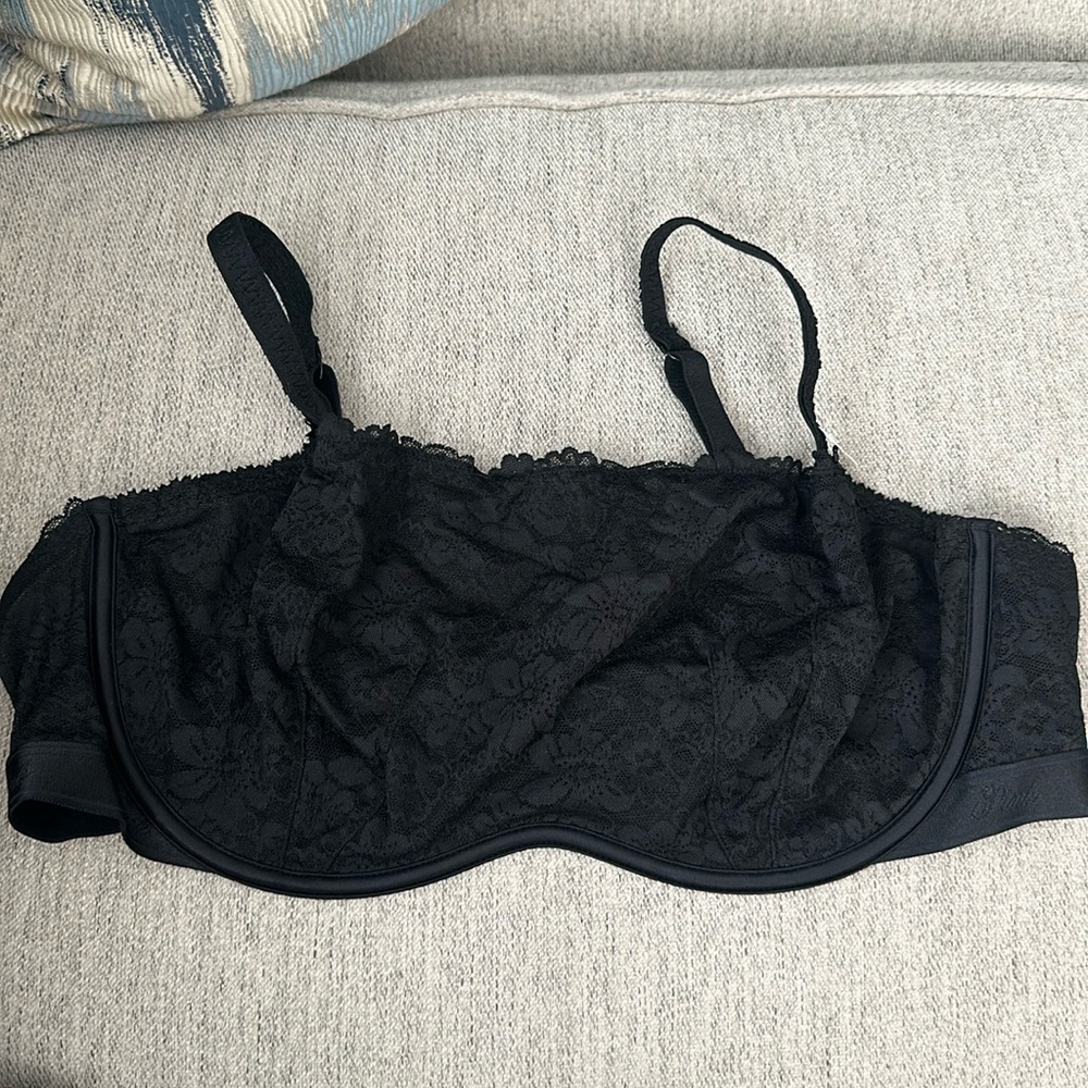 Victoria’s Secret pink bra underwire with hook back closure